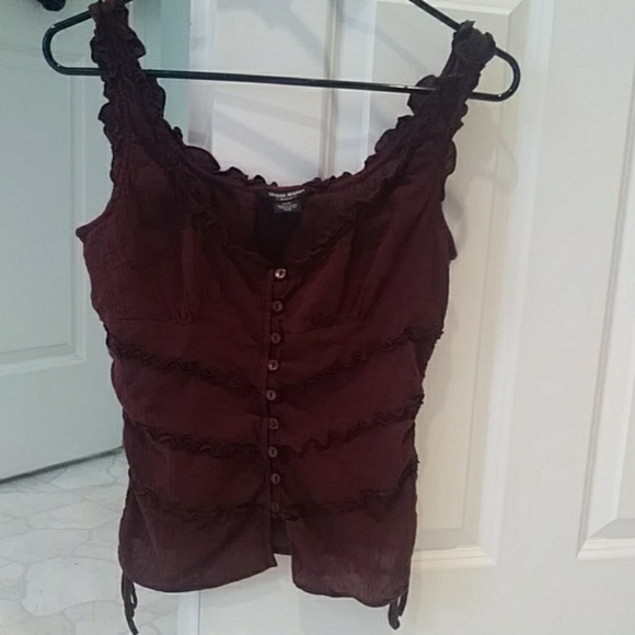 ❌SOLD❌ Guess Jeans tank. - Picture 3 of 4